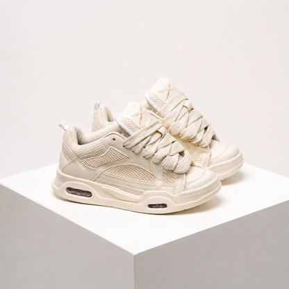 EQUIS OFF WHITE