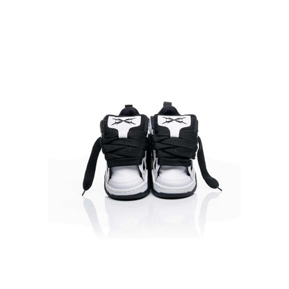EQUIS WHITE BLACK